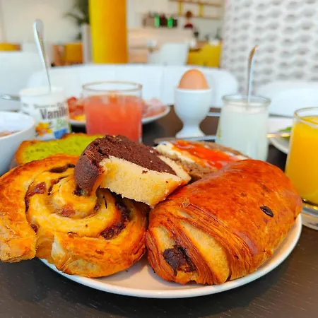 Kyriad Prestige Paris 4* Asnieres-sur-Seine