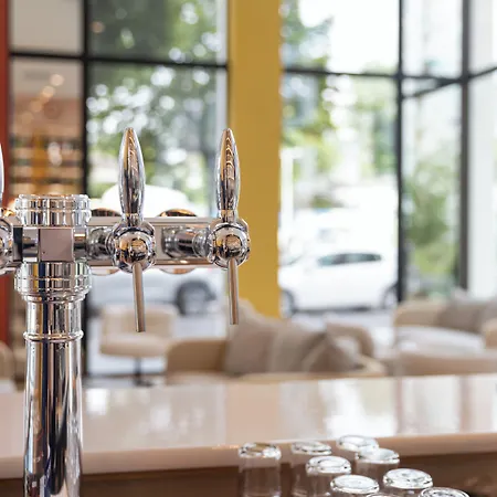 Kyriad Prestige Paris 4* Asnieres-sur-Seine