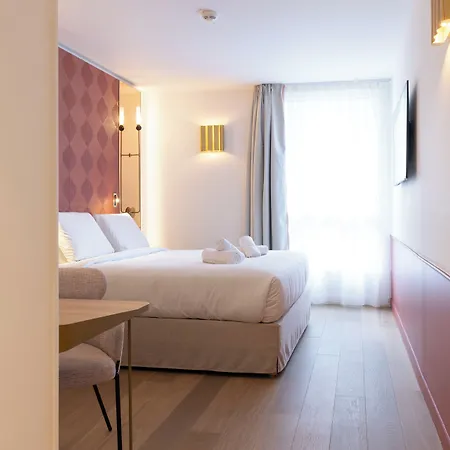 Kyriad Prestige Paris Hotel