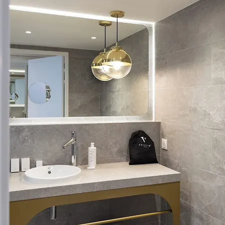 Kyriad Prestige Paris 4*