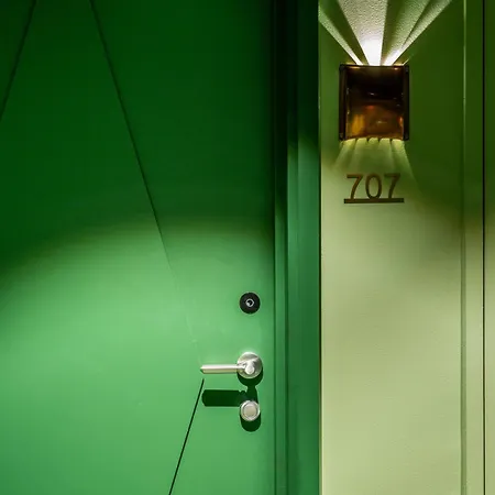 Hotel Kyriad Prestige Paris 4*