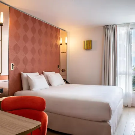 Hotel Kyriad Prestige Paris Asnières