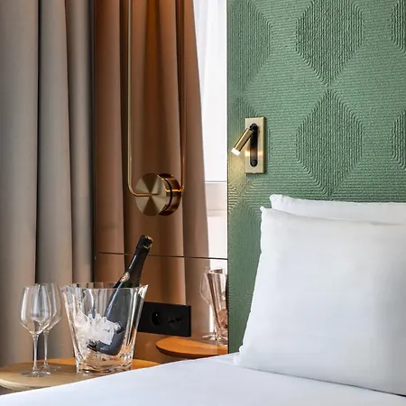 Kyriad Prestige Paris 4*