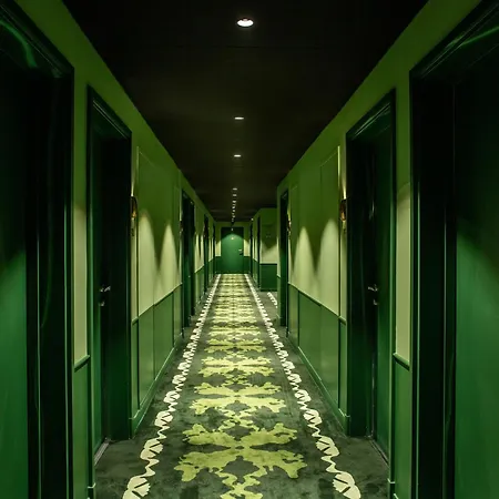 Hotel Kyriad Prestige Paris