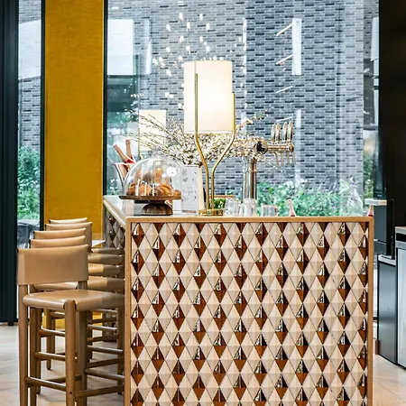 Kyriad Prestige Paris Asnières