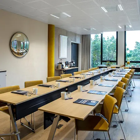 Kyriad Prestige Paris 4* Asnières